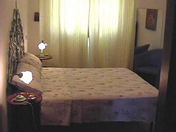 Happy Goose Hotel